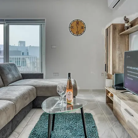 Poseidon Court Penthouse Superior * San Pawl il-Baħar