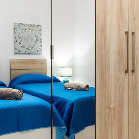 Poseidon Court Penthouse Superior Appartamento