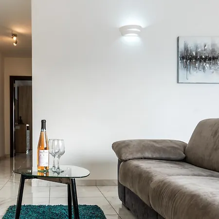 Poseidon Court Penthouse Superior Apartman *