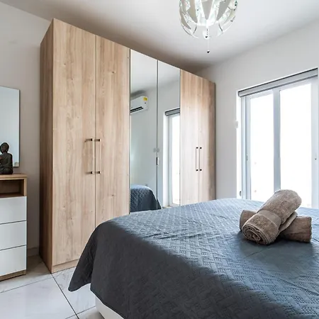 Poseidon Court Penthouse Superior 公寓 圣保罗湾城