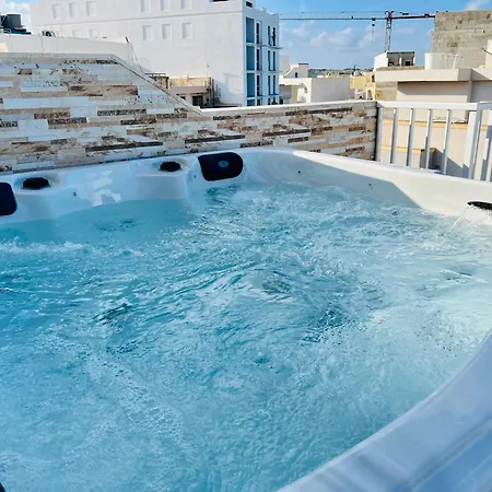 Poseidon Court Penthouse Superior San Pawl il-Baħar