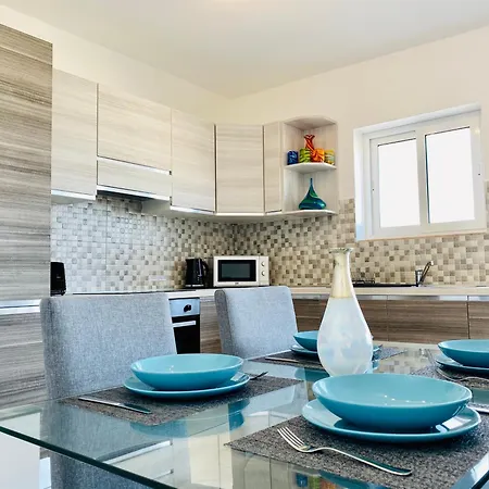 公寓 Poseidon Court Penthouse Superior 圣保罗湾城